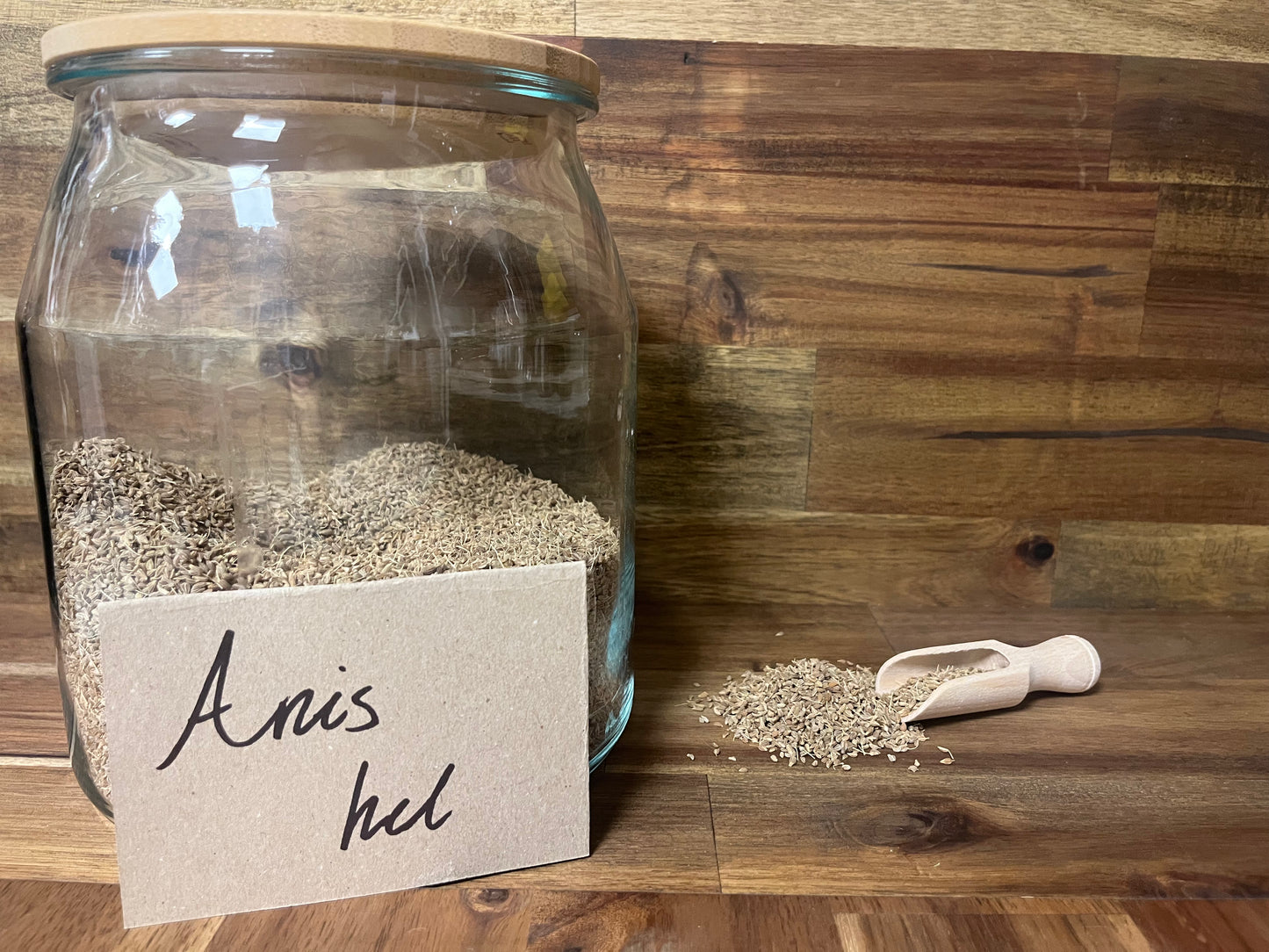 Anis Hel